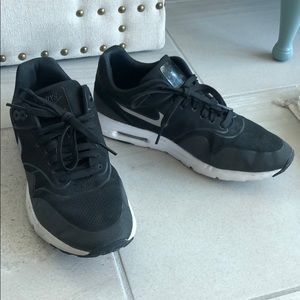 Nike Air Max gym shoes